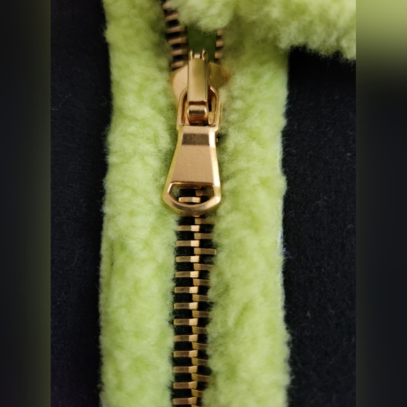 *Boutique Moschino Neon Green and Black Wool Blend Coat, women's size 6… - Picture 5 of 10